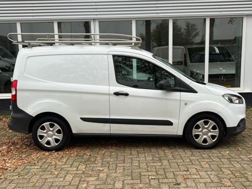 Ford Transit Courier 1.5 TDCI Ambiente Airco | Navigatie | 4 Cillinder | Imperiaal ActivLease financial lease
