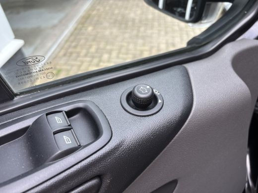 Ford Transit Custom 300 2.0 TDCI L2H1 Trend | Navi | Apple Carplay | Cruise ActivLease financial lease