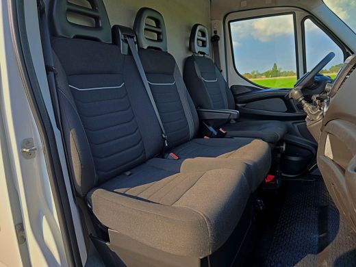 Iveco Daily 35S14V 2.3 352L H2 L2L H2 - 140 Pk - Euro 6 - Airco - Cruise Control ActivLease financial lease