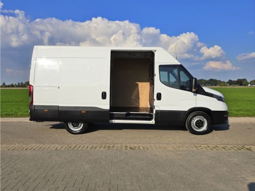 Iveco Daily 35S14V 2.3 352L H2 L2L H2 - 140 Pk - Euro 6 - Airco - Cruise Control ActivLease financial lease