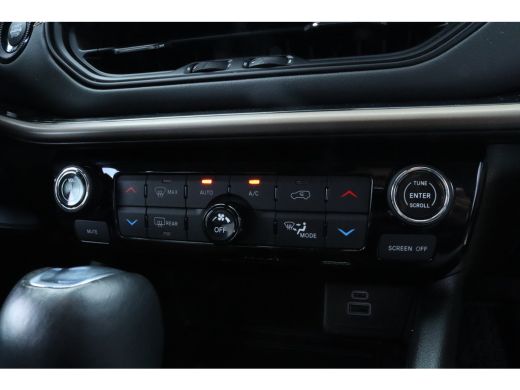 Jeep Compass 4xe 240 Plug-in Hybrid Electric Overland | Achteruitrijcamera | Airco (automatisch) | Apple Carpl... ActivLease financial lease