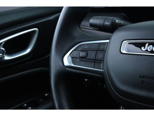 Jeep Compass 4xe 240 Plug-in Hybrid Electric Overland | Achteruitrijcamera | Airco (automatisch) | Apple Carpl... ActivLease financial lease