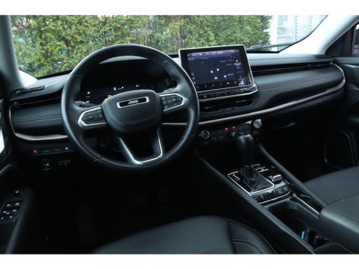 Jeep Compass 4xe 240 Plug-in Hybrid Electric Overland | Achteruitrijcamera | Airco (automatisch) | Apple Carpl... ActivLease financial lease