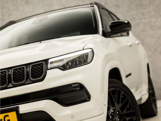 Jeep Compass 4xe 240 Plug-in Hybrid Electric S Automaat 240Pk (GROOT NAVI, APPLE CARPLAY, CAMERA, LEDER, ELEKT... ActivLease financial lease