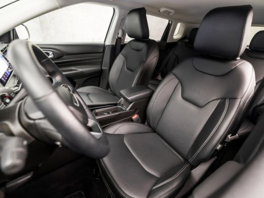 Jeep Compass 4xe 240 Plug-in Hybrid Electric S Automaat 240Pk (GROOT NAVI, APPLE CARPLAY, CAMERA, LEDER, ELEKT... ActivLease financial lease