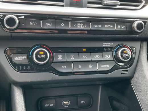 Kia Niro 1.6 GDi Hybrid DynamicLine 1Eig Trekhaak Nav/Cam Adap.Cruise Carplay NL-Auto! ActivLease financial lease