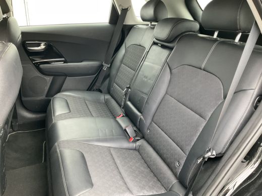 Kia Niro 1.6 GDi Hybrid DynamicLine 1Eig Trekhaak Nav/Cam Adap.Cruise Carplay NL-Auto! ActivLease financial lease