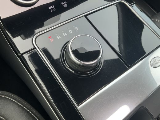 Land Rover Range Rover Velar 2.0 I4 Turbo AWD R-Dynamic Pano HUD Meridian Leer Stuur/Stoelverw Memory VOL! ActivLease financial lease