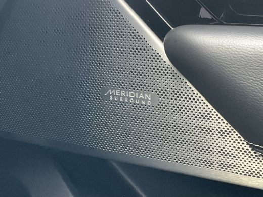 Land Rover Range Rover Velar 2.0 I4 Turbo AWD R-Dynamic Pano HUD Meridian Leer Stuur/Stoelverw Memory VOL! ActivLease financial lease