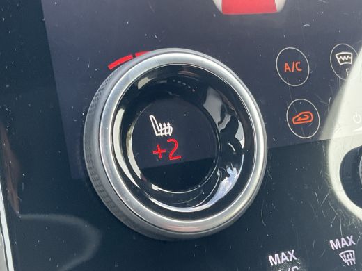 Land Rover Range Rover Velar 2.0 I4 Turbo AWD R-Dynamic Pano HUD Meridian Leer Stuur/Stoelverw Memory VOL! ActivLease financial lease