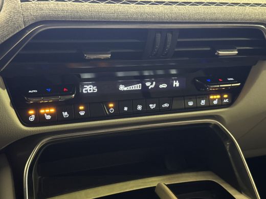 Mazda CX-60 2.5 e-SkyActiv PHEV Takumi Stoelverwarming en Ventilatie | Elek. Stoelen | Esdoorn interieurafwer... ActivLease financial lease