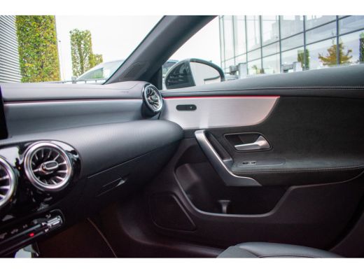 Mercedes-Benz CLA Shooting Brake 250 e Business Solution AMG Limited -Trekhaak-Navi-Led-Carplay- ActivLease financial lease
