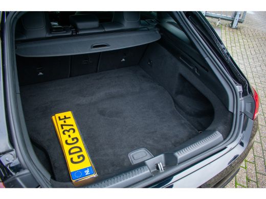 Mercedes-Benz CLA Shooting Brake 250 e Business Solution AMG Limited -Trekhaak-Navi-Led-Carplay- ActivLease financial lease