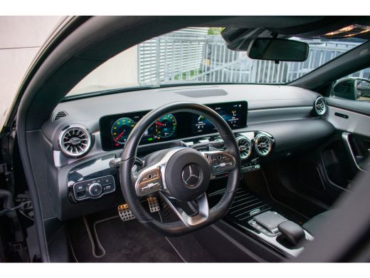 Mercedes-Benz CLA Shooting Brake 250 e Business Solution AMG Limited -Trekhaak-Navi-Led-Carplay- ActivLease financial lease