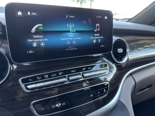 Mercedes-Benz V-Klasse 250d Extra Lang Avantgarde Edition | VIP | AMG Pakket | Sport onderstel ActivLease financial lease