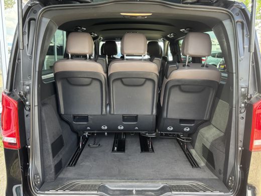 Mercedes-Benz V-Klasse 250d Extra Lang Avantgarde Edition | VIP | AMG Pakket | Sport onderstel ActivLease financial lease