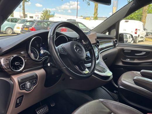 Mercedes-Benz V-Klasse 250d Extra Lang Avantgarde Edition | VIP | AMG Pakket | Sport onderstel ActivLease financial lease