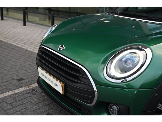 Mini Clubman Cooper Automaat / Panoramadak / Achteruitrijcamera / Comfort Access / LED / Stoelverwarming / Har... ActivLease financial lease