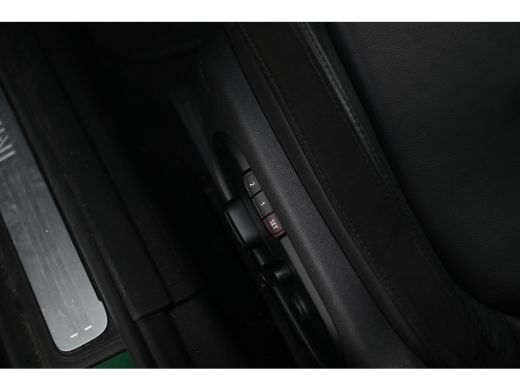 Mini Clubman Cooper Automaat / Panoramadak / Achteruitrijcamera / Comfort Access / LED / Stoelverwarming / Har... ActivLease financial lease