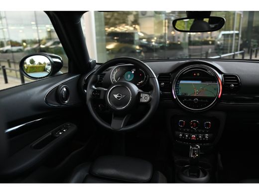 Mini Clubman Cooper Automaat / Panoramadak / Achteruitrijcamera / Comfort Access / LED / Stoelverwarming / Har... ActivLease financial lease