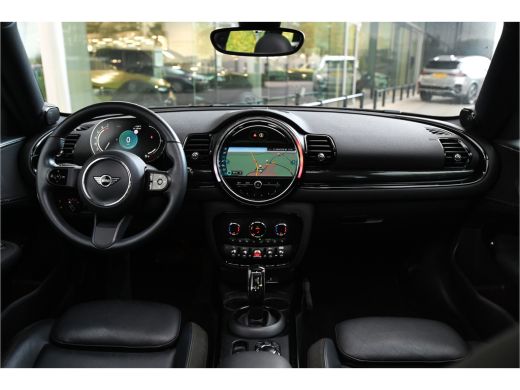 Mini Clubman Cooper Automaat / Panoramadak / Achteruitrijcamera / Comfort Access / LED / Stoelverwarming / Har... ActivLease financial lease