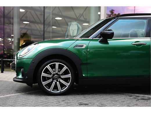 Mini Clubman Cooper Automaat / Panoramadak / Achteruitrijcamera / Comfort Access / LED / Stoelverwarming / Har... ActivLease financial lease