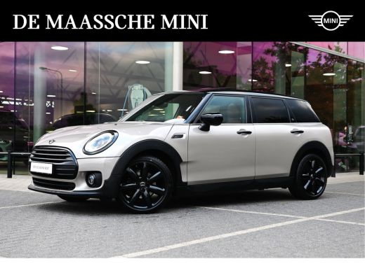 Mini Clubman Cooper Automaat / Panoramadak / Achteruitrijcamera / Comfort Access / Stuurverwarming / LED / Com... Mini Clubman Cooper Automaat / Panoramadak / Achteruitrijcamera / Comfort Access / Stuurverwarming / LED / Com...