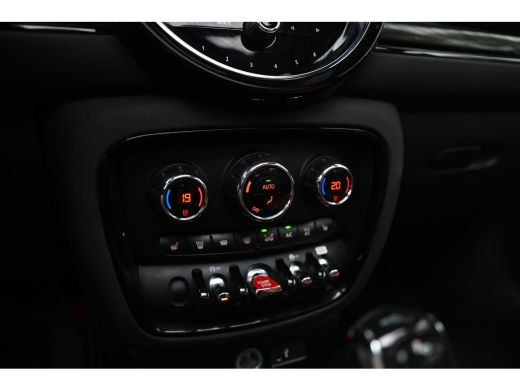 Mini Clubman Cooper Automaat / Panoramadak / Achteruitrijcamera / Comfort Access / Stuurverwarming / LED / Com... ActivLease financial lease