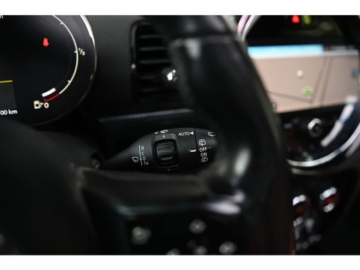 Mini Clubman Cooper Automaat / Panoramadak / Achteruitrijcamera / Comfort Access / Stuurverwarming / LED / Com... ActivLease financial lease