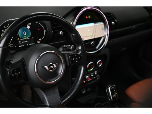 Mini Clubman Cooper Automaat / Panoramadak / Achteruitrijcamera / Comfort Access / Stuurverwarming / LED / Com... ActivLease financial lease