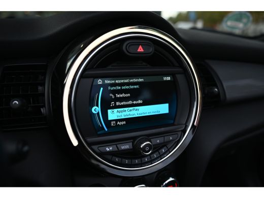 Mini Cooper Cabrio Cooper Automaat / Comfort Access / LED / Stoelverwarming / Comfortstoelen / Aircondtitioning / Cr... ActivLease financial lease