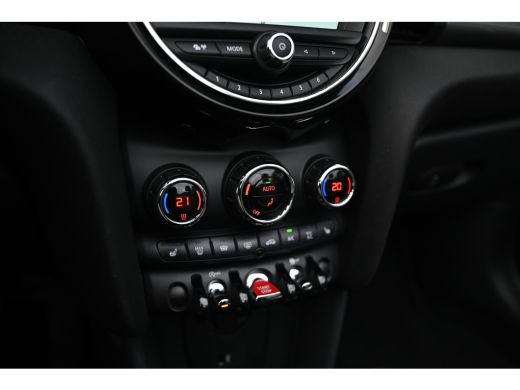 Mini Cooper Cabrio Cooper Automaat / Comfort Access / LED / Stoelverwarming / Comfortstoelen / Aircondtitioning / Cr... ActivLease financial lease