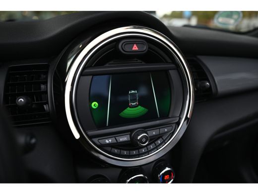 Mini Cooper Cabrio Cooper Automaat / Comfort Access / LED / Stoelverwarming / Comfortstoelen / Aircondtitioning / Cr... ActivLease financial lease