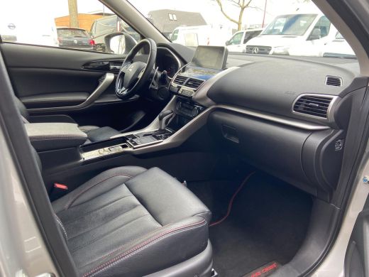 Mitsubishi Eclipse Cross 1.5 DI-T Intense S Headup | Camera | Leer | Trekhaak ActivLease financial lease