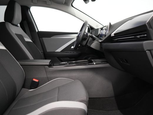 Opel Astra 1.6 180pk PHEV Edition | Adaptieve Cruise Control | Adaptive cruise control | Airco (automatisch) ActivLease financial lease