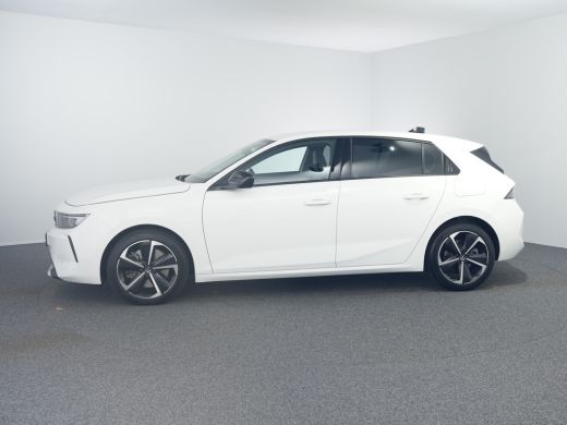 Opel Astra 1.6 180pk PHEV Edition | Adaptieve Cruise Control | Adaptive cruise control | Airco (automatisch) ActivLease financial lease