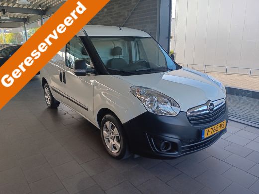 Opel Combo 1.3 CDTi L1H1 Edition, Airco, Navigatie, nieuwe APK, 12 maanden BOVAG-garantie Opel Combo 1.3 CDTi L1H1 Edition, Airco, Navigatie, nieuwe APK, 12 maanden BOVAG-garantie