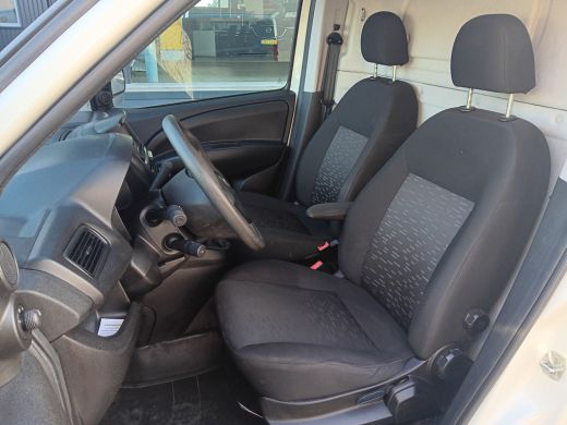 Opel Combo 1.3 CDTi L1H1 Edition, Airco, Navigatie, nieuwe APK, 12 maanden BOVAG-garantie ActivLease financial lease