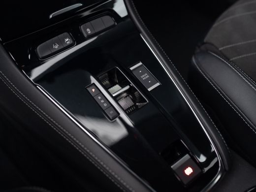 Opel Grandland 1.2 Turbo Ultimate | Led Matrix | Elk A-klep | Keyless | Prijs Rijklaar!! ActivLease financial lease