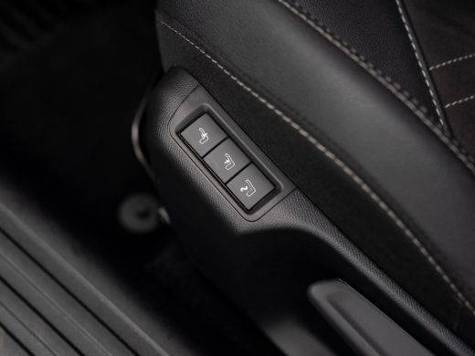 Opel Mokka 1.2 Turbo 130Pk Aut. Ultimate | Adapt. Cr. | Camera | Keyless | Prijs Rijklaar!! ActivLease financial lease