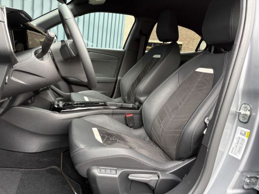 Opel Mokka 1.2 Turbo 130Pk Aut. Ultimate | Adapt. Cr. | Camera | Keyless | Prijs Rijklaar!! ActivLease financial lease