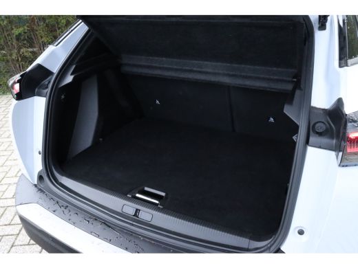 Peugeot 2008 1.2 PureTech 100 Allure Camera Achter l NL auto l Climate control ActivLease financial lease