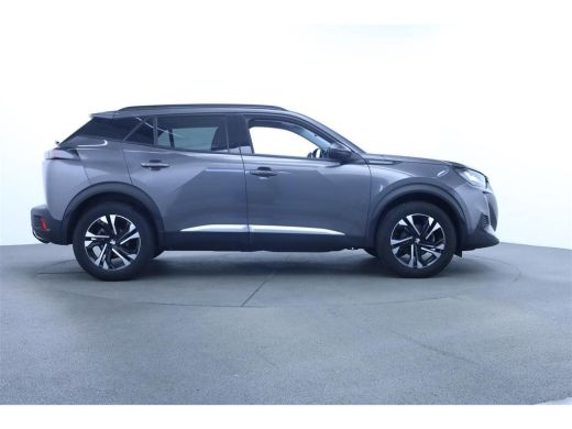 Peugeot 2008 1.2 PureTech Allure Camera | Afneembare Trekhaak | Stoelverwarming | Leder/Stof | Cruise | Climat... ActivLease financial lease