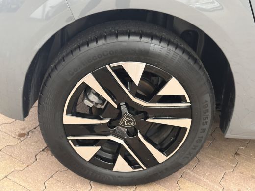 Peugeot 208 Hybrid 136 e-DCS6 Allure Camera Voor + Achter | Leder/Stof | Digitaal Dashboard | Parkeersensoren... ActivLease financial lease