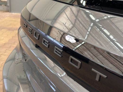 Peugeot 208 Hybrid 136 e-DCS6 Allure Camera Voor + Achter | Leder/Stof | Digitaal Dashboard | Parkeersensoren... ActivLease financial lease