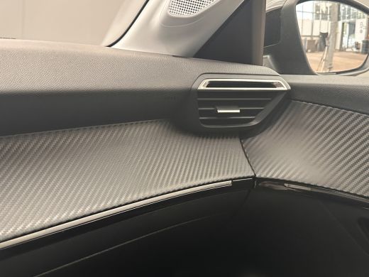 Peugeot 208 Hybrid 136 e-DCS6 Allure Camera Voor + Achter | Leder/Stof | Digitaal Dashboard | Parkeersensoren... ActivLease financial lease