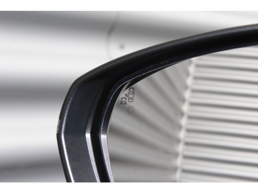 Peugeot 3008 1.2 PURETECH 130PK GT PACK AUTOMAAT / NAVI / LEDER / CLIMA / PDC / 19" LMV / CAMERA / BLACK PACK ... ActivLease financial lease