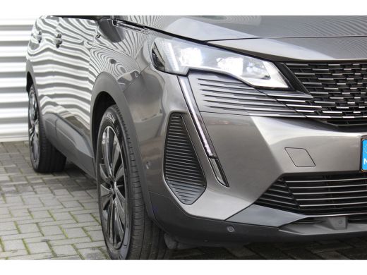 Peugeot 3008 1.2 PURETECH 130PK GT PACK AUTOMAAT / NAVI / LEDER / CLIMA / PDC / 19" LMV / CAMERA / BLACK PACK ... ActivLease financial lease