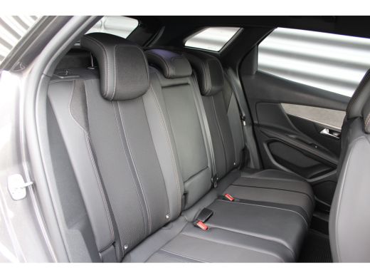 Peugeot 3008 1.2 PURETECH 130PK GT PACK AUTOMAAT / NAVI / LEDER / CLIMA / PDC / 19" LMV / CAMERA / BLACK PACK ... ActivLease financial lease