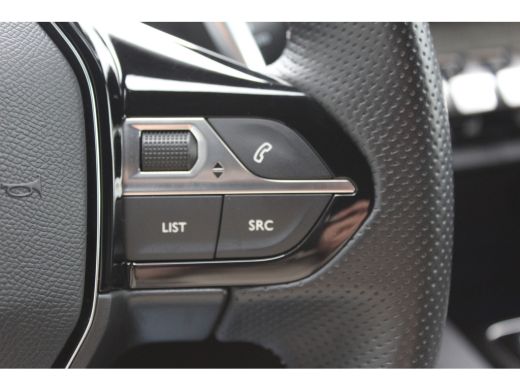 Peugeot 3008 1.2 PURETECH 130PK GT PACK AUTOMAAT / NAVI / LEDER / CLIMA / PDC / 19" LMV / CAMERA / BLACK PACK ... ActivLease financial lease